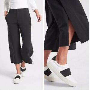 Athleta Tribeca Crops, like new